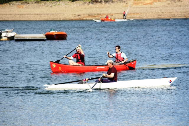  Canoa canadense 
