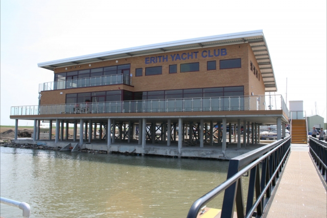 Erith Yacht Clubs 新会所 
