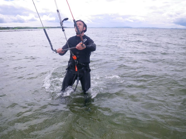  Siempre es importante tener una postura firme, incluso en aguas poco profundas. 