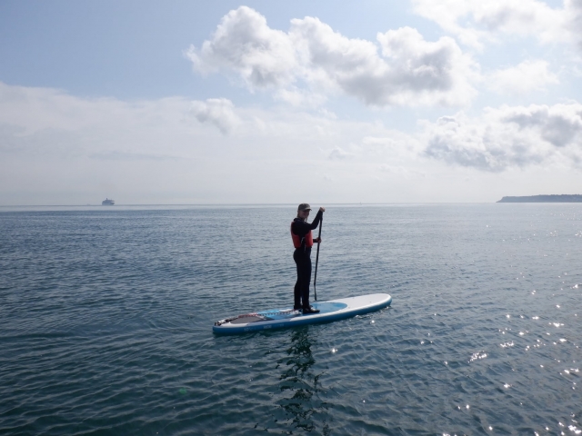  Paddleboarding 