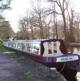  Tire e meia e meia para um cruzeiro de chá creme. 