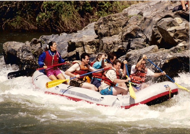 Rafting en groupe avec nous 