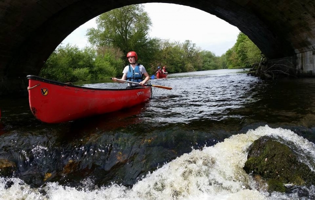  Canoagem no East Barnby Outdoor Center