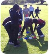  有很多活动要做。 