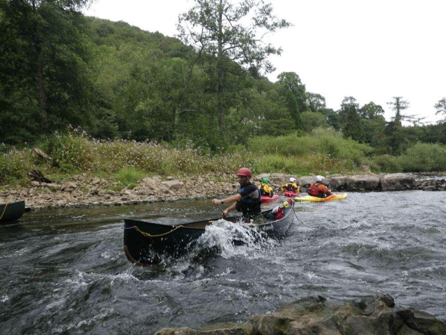  Gita in canoa. 