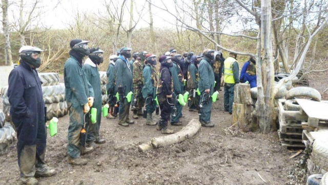  Paintball ist ein großartiges Spiel. 