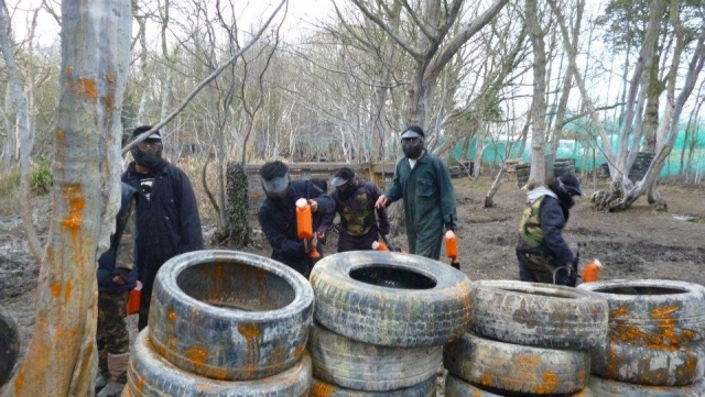  Ausgezeichneter Boden zum Spielen.
