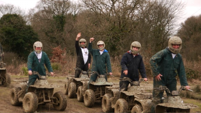  Der Titel wird nie wiederholt! 