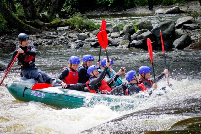  Rafting 