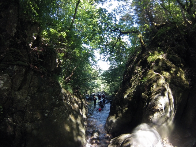 北威尔士峡谷徒步