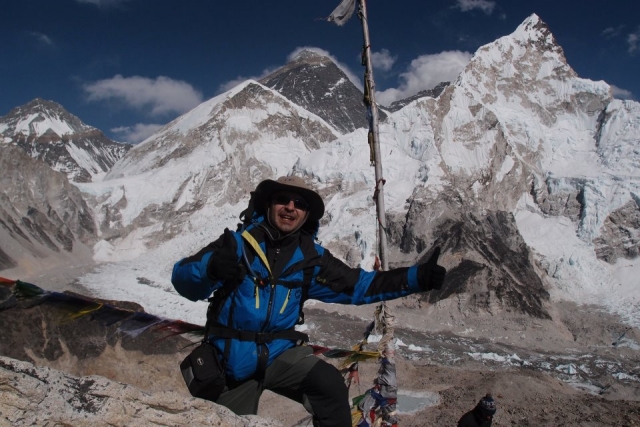  Everest Base Camp 
