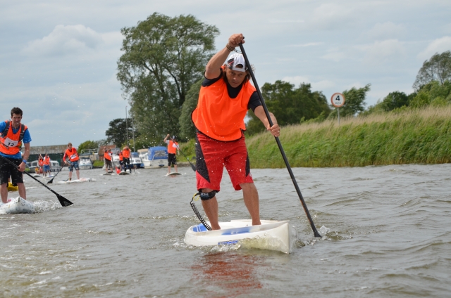  Stand Up Paddleboard 