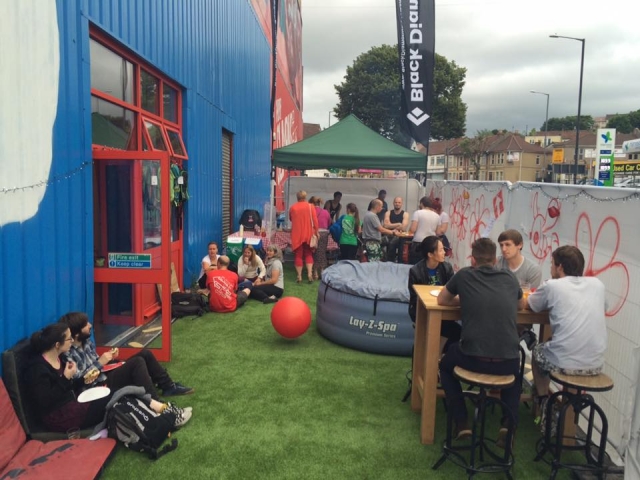  Rilassarsi nel nostro caffè 