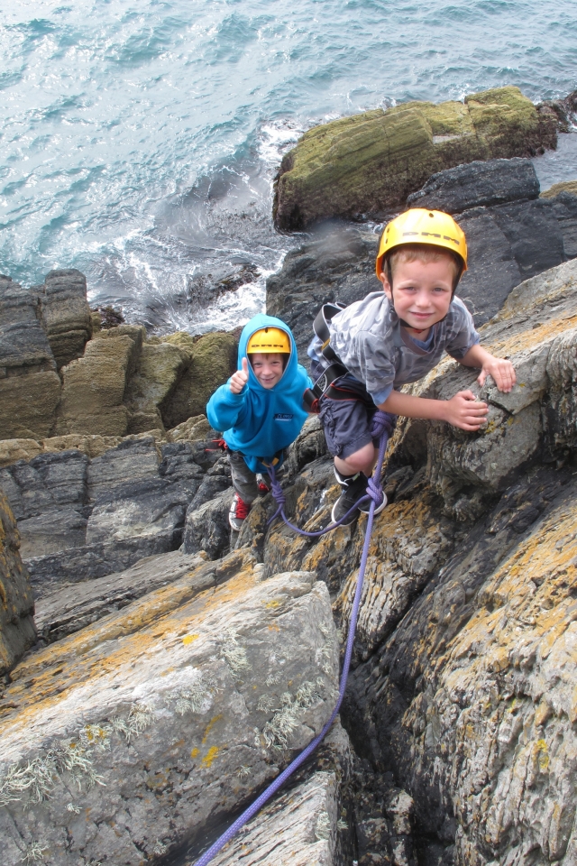  Niños en Rock Climbing 