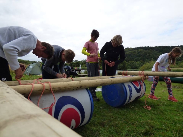  Nächstes schwimmendes Floß 