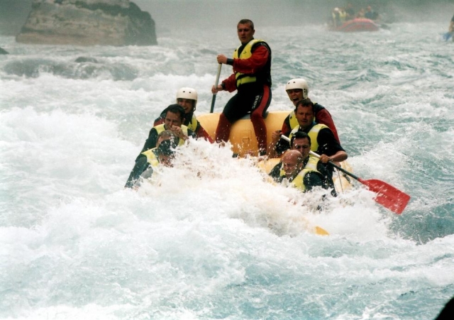  Rafting mit dem Team 