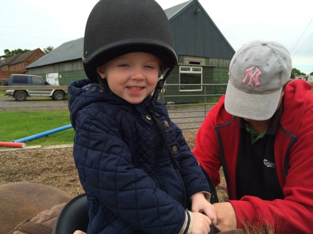Lessons for toddlers at Sherwood Riding School