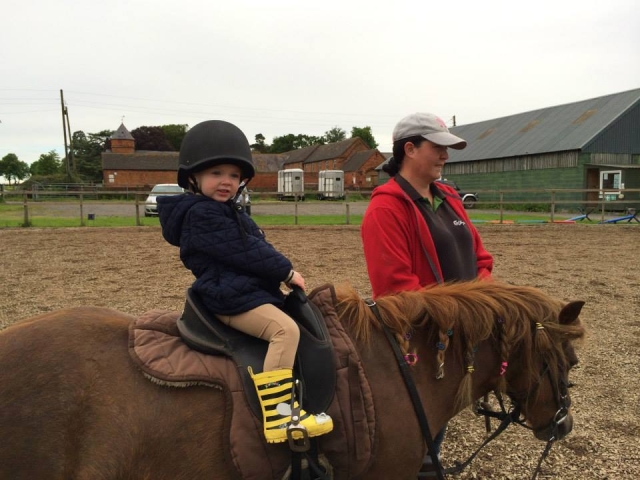 Lessons for toddlers at Sherwood Riding School