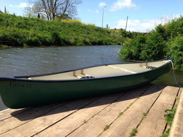 Spacious canoe