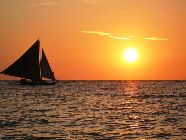  Sailing 