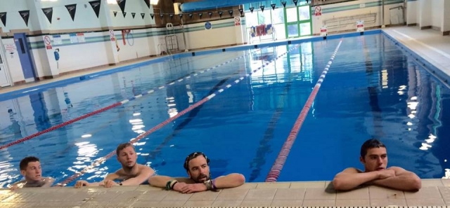  Sessione di assaggio piscina 