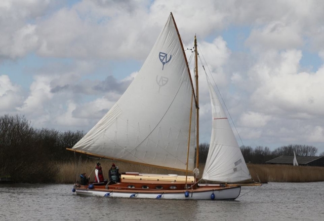 We create a green-blue atmosphere