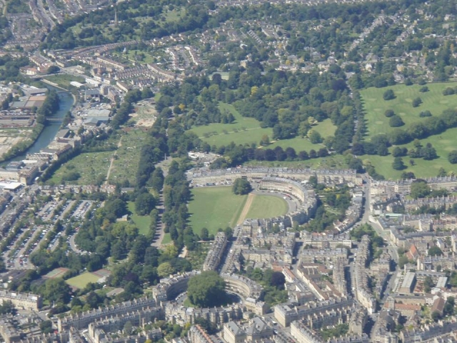 e-19733376-aerial-views-heliadv14979586998946.jpg