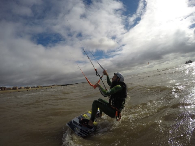 Lecciones de Kitesurf 