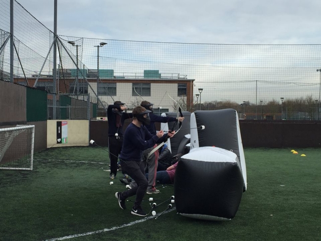  se mettre à couvert 