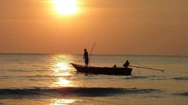  pesca al tramonto 