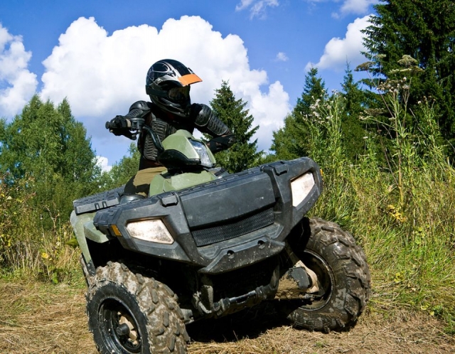  Quad na estrada 