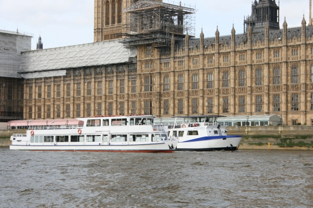 Cruises on the Thames