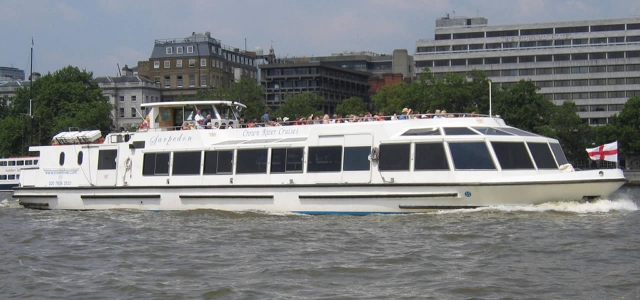  Noleggio barca privata 