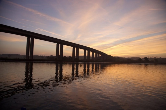 Sunset on bridge 