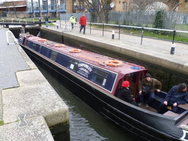 Cruising through the Regent´s Canal