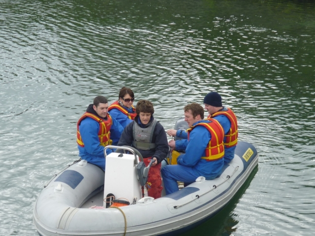 Grouo course at Powerboating.