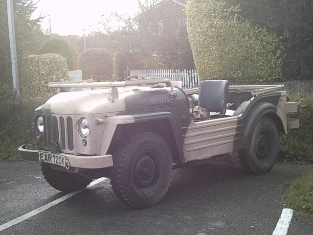  Nuestros ex camiones militares.  