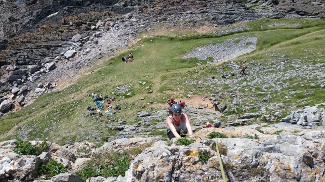  Introdução à escalada ao ar livre com 365 Mountain Adventures 