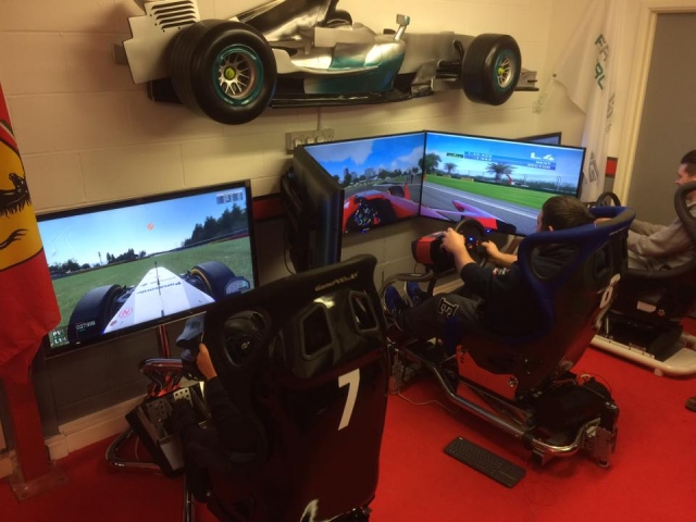  I simulatori in The Race Cave! 