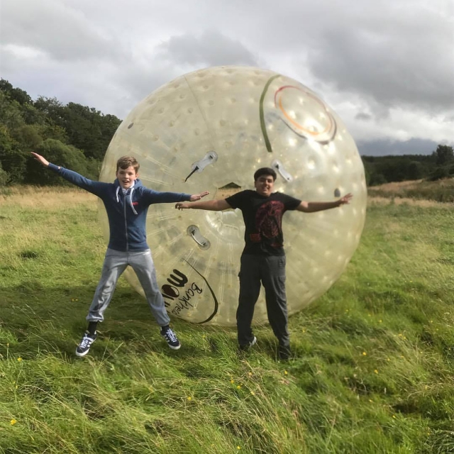 Zorbing com o Eden Leisure Village-9999-Arcadoria no Eden Leisure Alldea Eden Leisure Village
