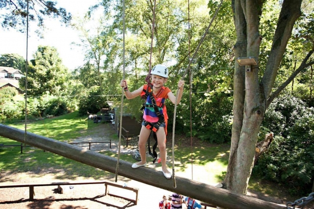  Cordas altas no Hilltop Outdoor Center! 