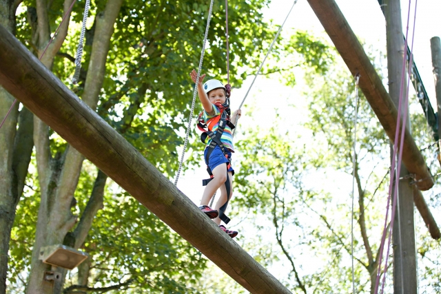  Cordas altas no Hilltop Outdoor Center!