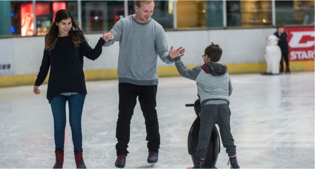  Patinação de gelo com a família em Guildford Spectrum!