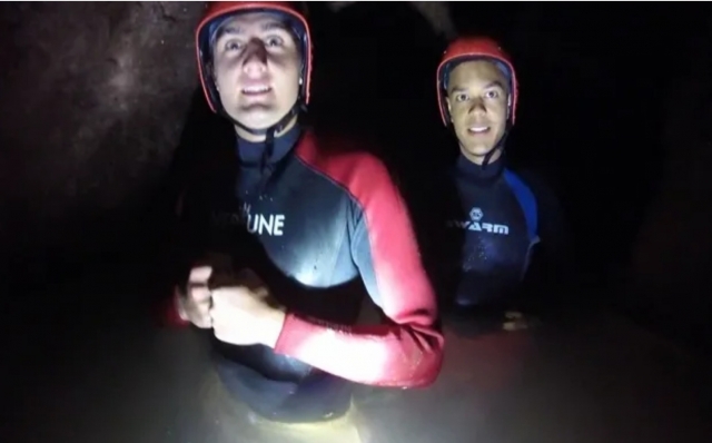  Tempo di speleologia 