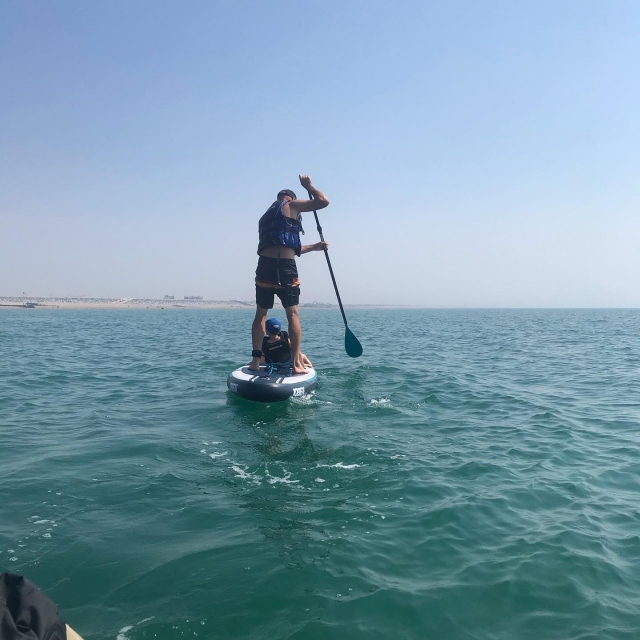  Stand Up Paddle Boarding a Camber Sands 