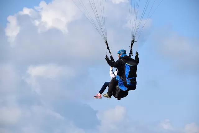 Hove Paragliding