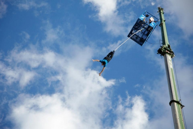 Bungee Adventures 