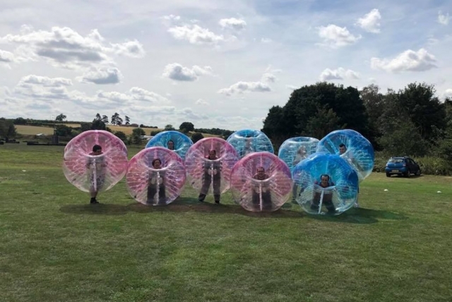  Zorbing Sessions são divertidos 