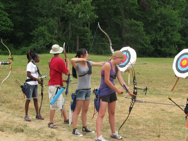 Desfrute de uma divertida aventura de arco e flecha