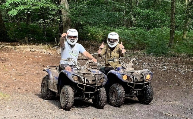  corren a tus amigos por nuestro bosque -9999- Si disfrutas de experiencias fuera de la carretera, ¡esto es todo para ti! 
